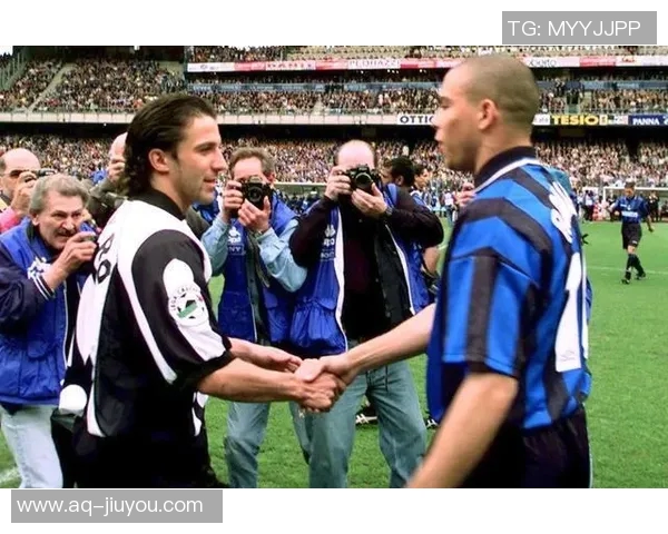 尤利亚诺:国米阵容强大但夺冠之路仍需时间考验 尤利亚诺:国米阵容强大但夺冠之路仍需时间考验