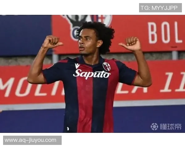 米体报道罗马租借齐尔克泽后买断费用或超3500万欧元具体金额待定