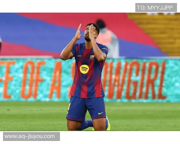 佩德里状态良好参与训练阿劳霍因伤缺席合练情况更新 佩德里状态良好参与训练阿劳霍因伤缺席合练情况更新